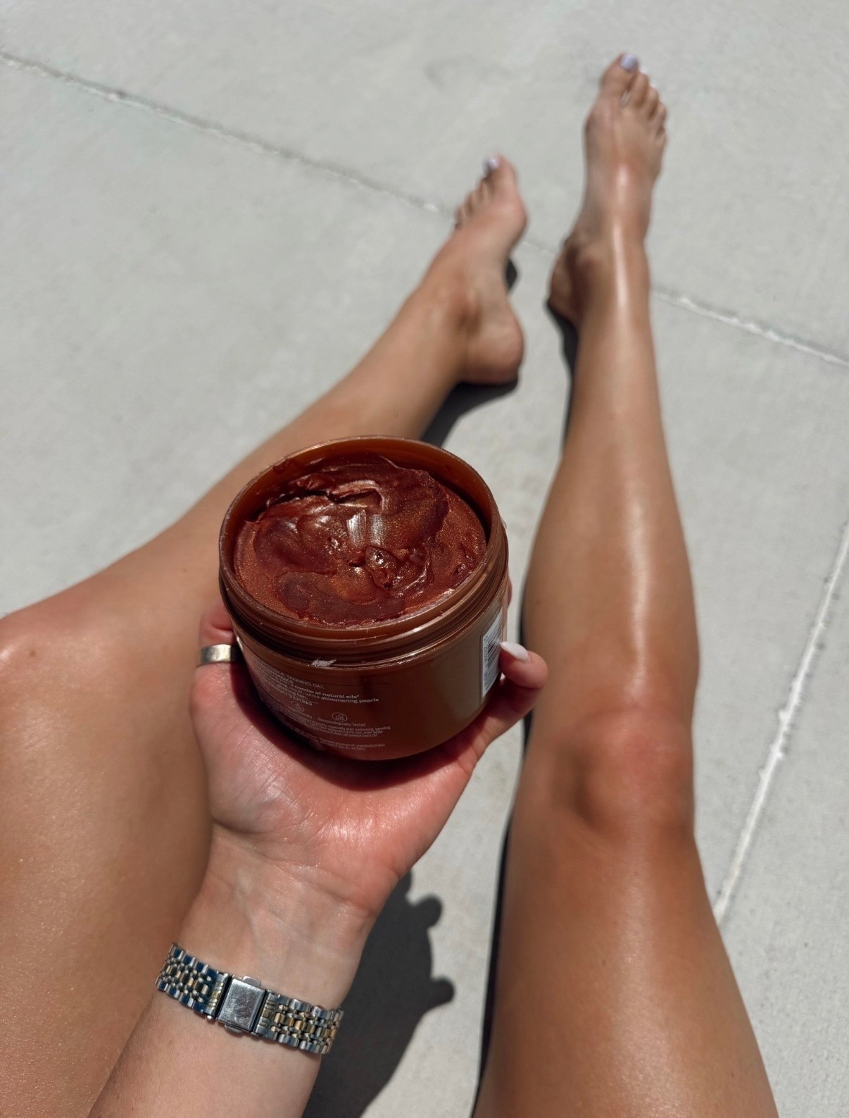 🤍 Gold shimmering intense tanning gel that I always use!!! ✨

#LTKootd #LTKdayinmylife #LTKSwim