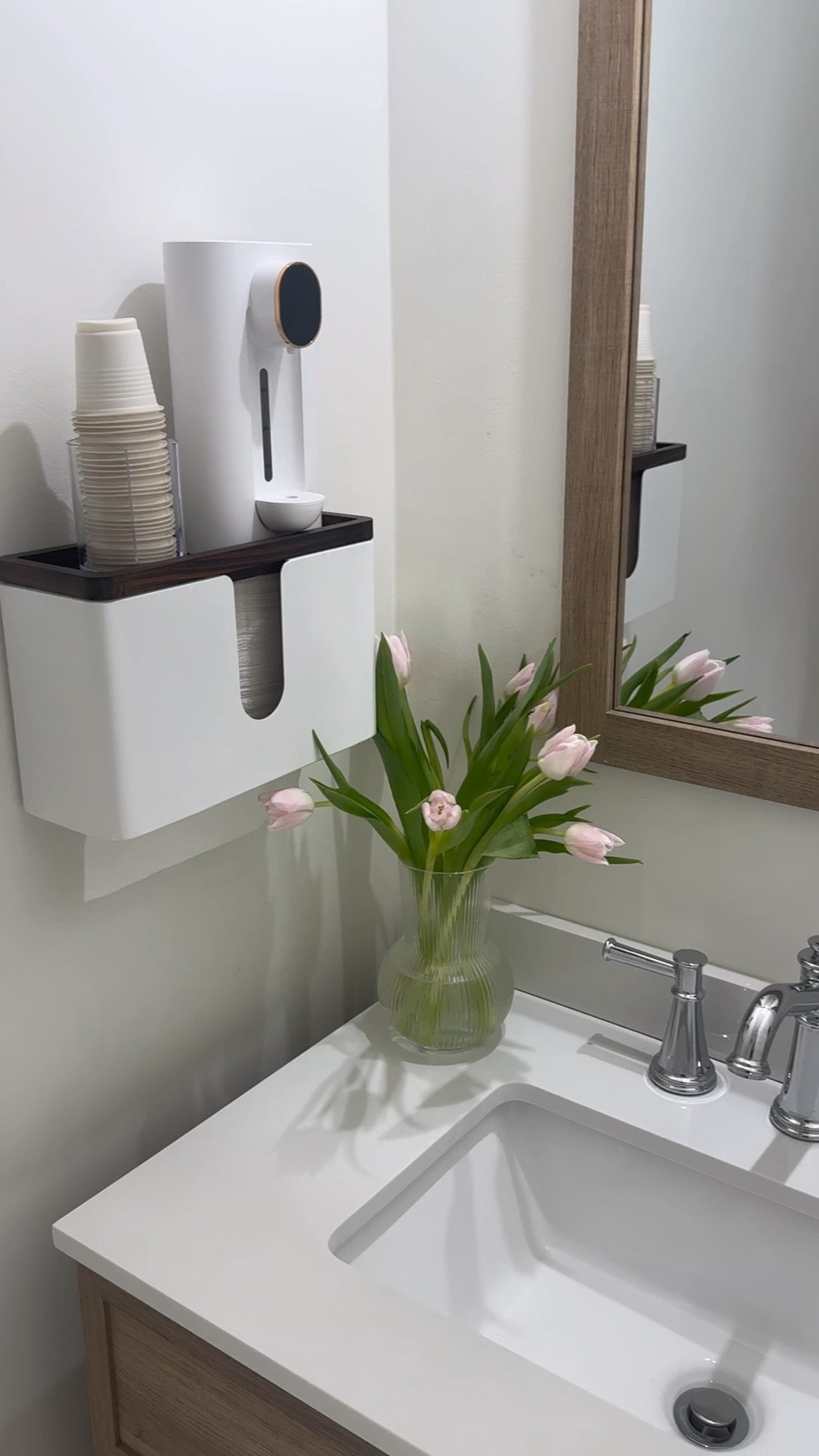 Favorite bathroom gadgets ✨ Found this cool paper towel dispenser for the guest bathroom 🙌 Certainly more hygienic than everyone sharing the same wet towel amiriteee?! 🥴 #amazonfavorites #amazonfinds #amazonmusthaves #bathroom #bathroomfinds #bathroomgadgets #aesthetic #homefinds #amazonhome #asmr #asmrsounds 

#LTKFindsUnder100 #LTKHome #LTKWatchNow