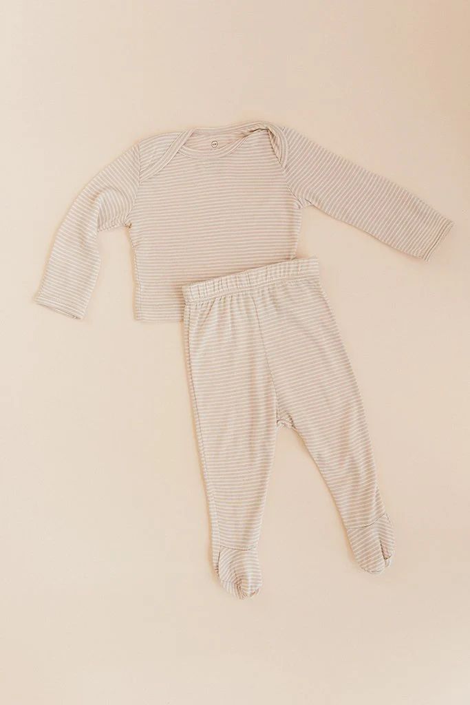 SLEEPER - Neutral Stripe | Solly Baby