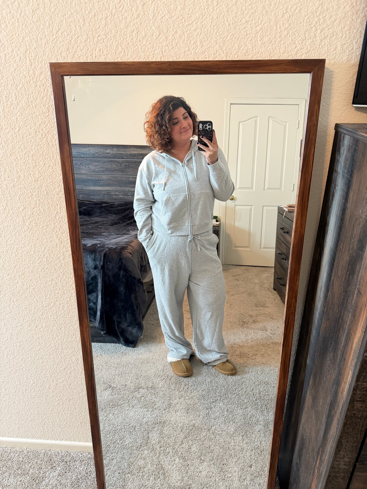 Cozy gray lounge set 🤍

#LTKFindsUnder50 #LTKMidsize #LTKootd