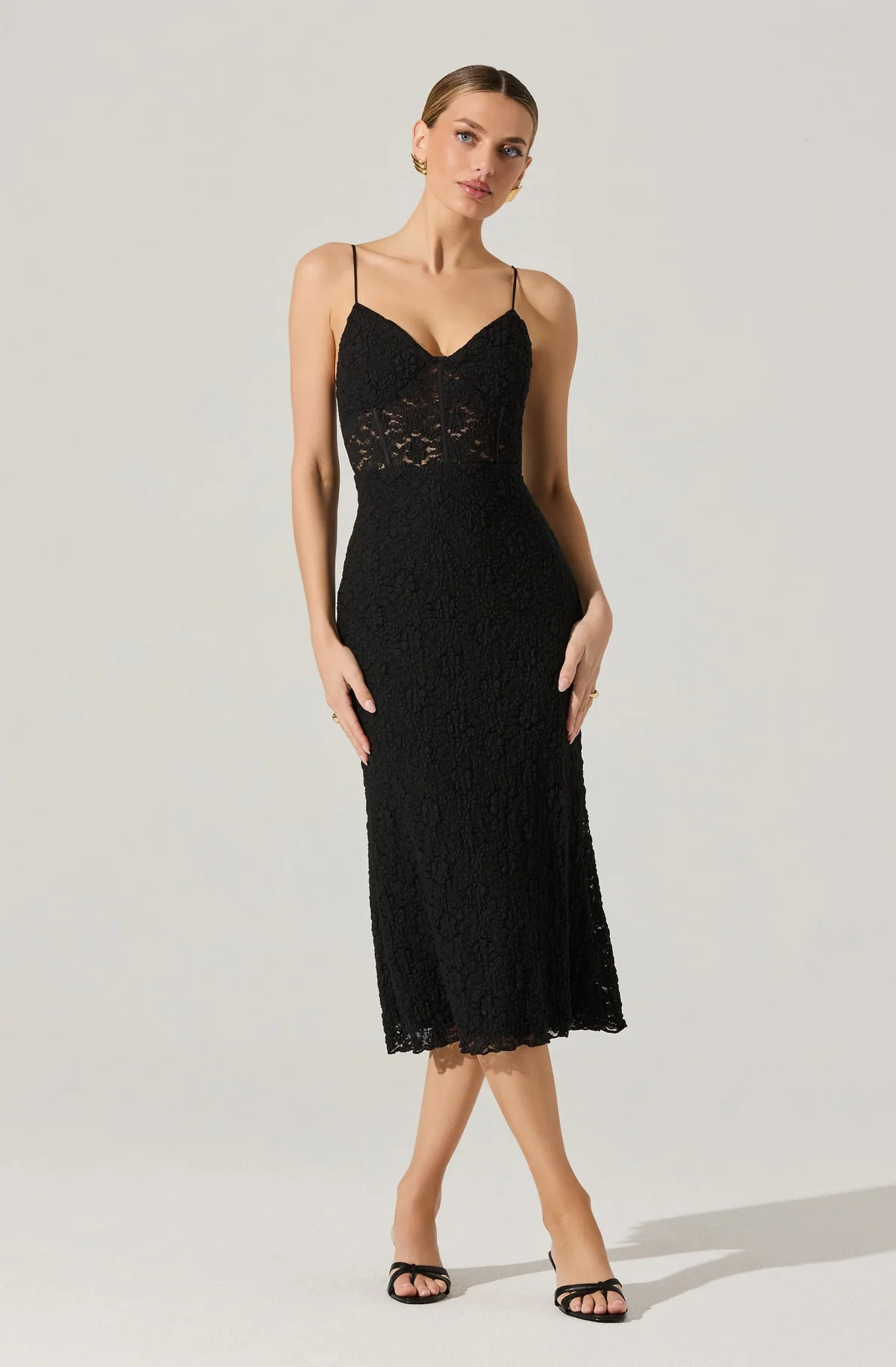 Floral Lace Knit Midi Dress | ASTR The Label (US)