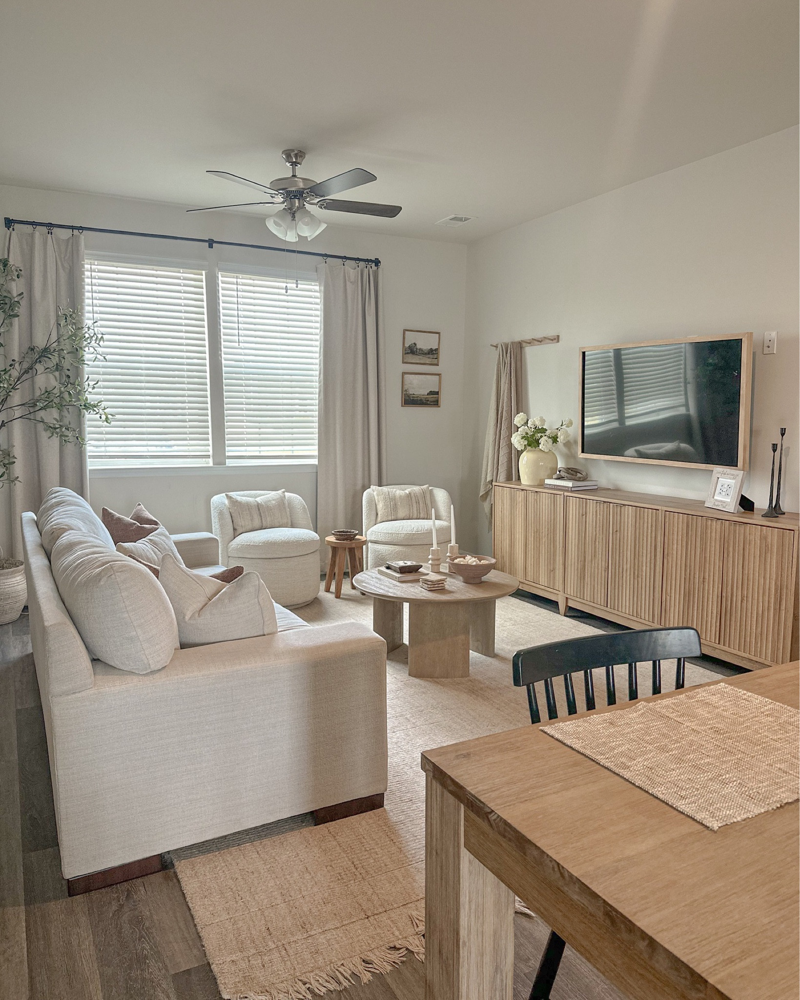 Heres a living room view because I’m still struggling with iphone storage and I can’t do anything, can’t edit, save, film, or even check emails, so I’m stilllll looking for a solution if anyone has a suggestion? I’ve tried if ALL it feels like at this point 😅

🔗 Comment VIEW for links to shop 🔗

‼️ Reminder, please make sure you are following me before requesting a link or the links may get blocked ‼️

Follow for home decor inspiration @kaitlynmackenzee 🤍

#interiordesign #boujeeonabudget #afforablehomedecor #homedecorInspo #neutralhomeedit #earthydecor #boujieonabudget #livingroominspiration #cozyhome
#makeyourhouseahome #organichome #neutraldecor #smalllivingroom #renterfriendly