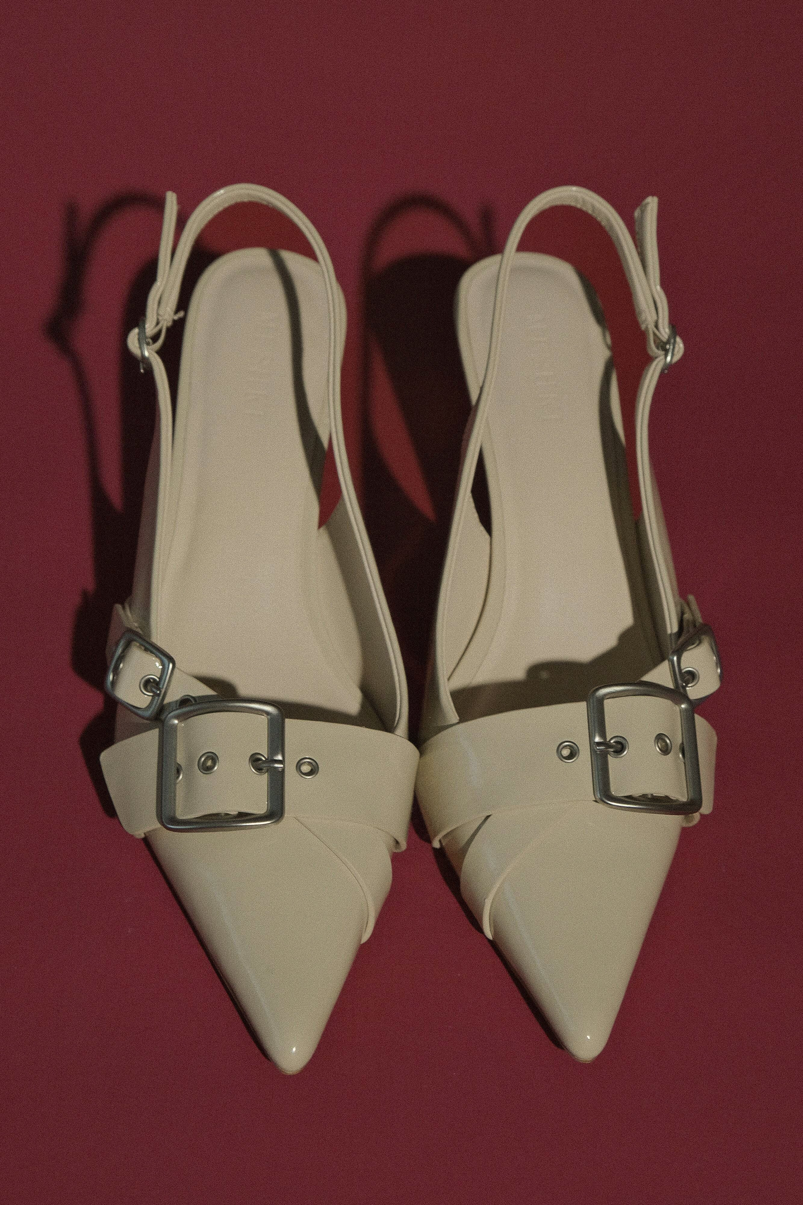 Hadley Buckle Sling Back Heels - Ivory | MESHKI US