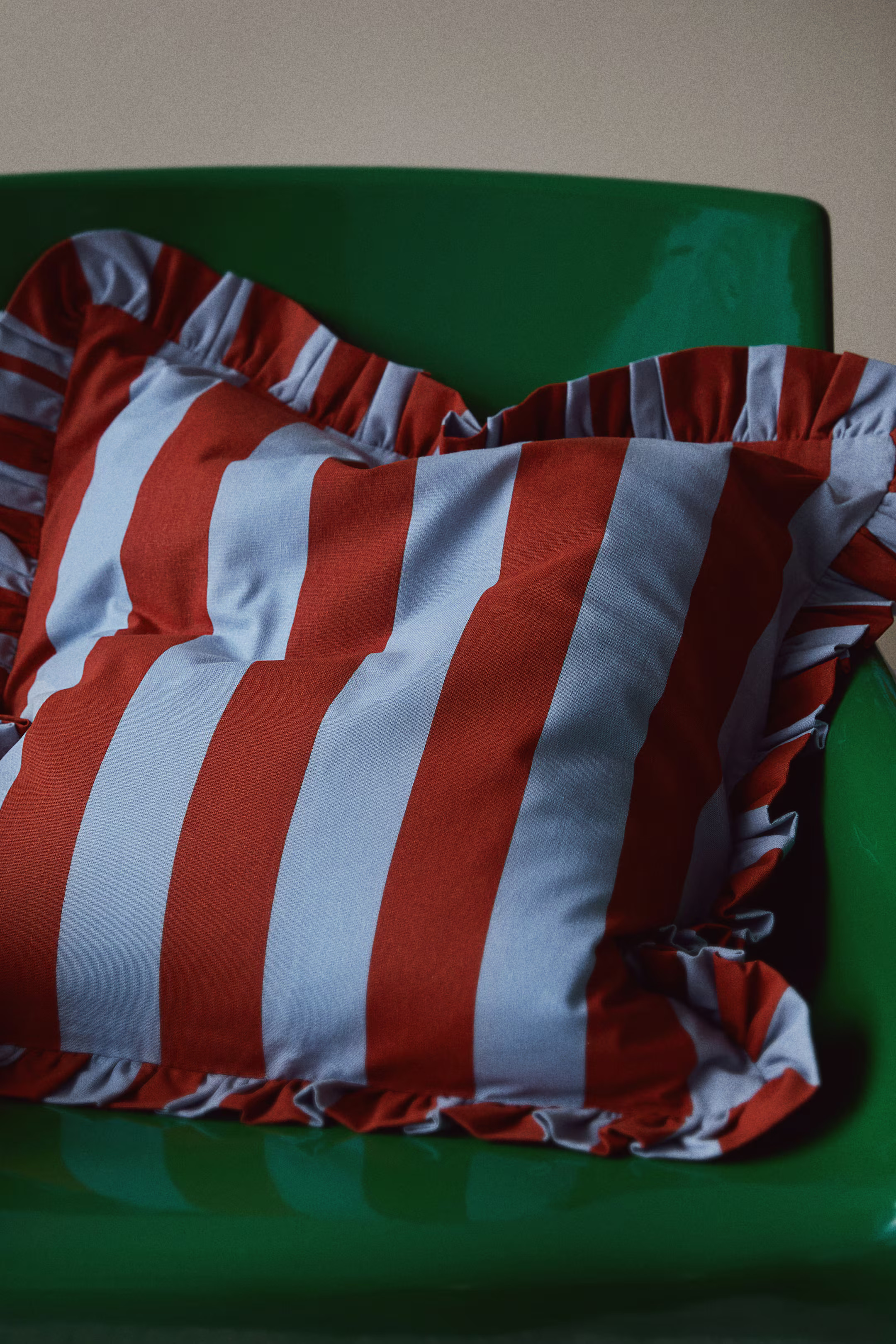 Ruffle-trimmed Cushion Cover - Blue/striped - Home All | H&M US | H&M (US + CA)