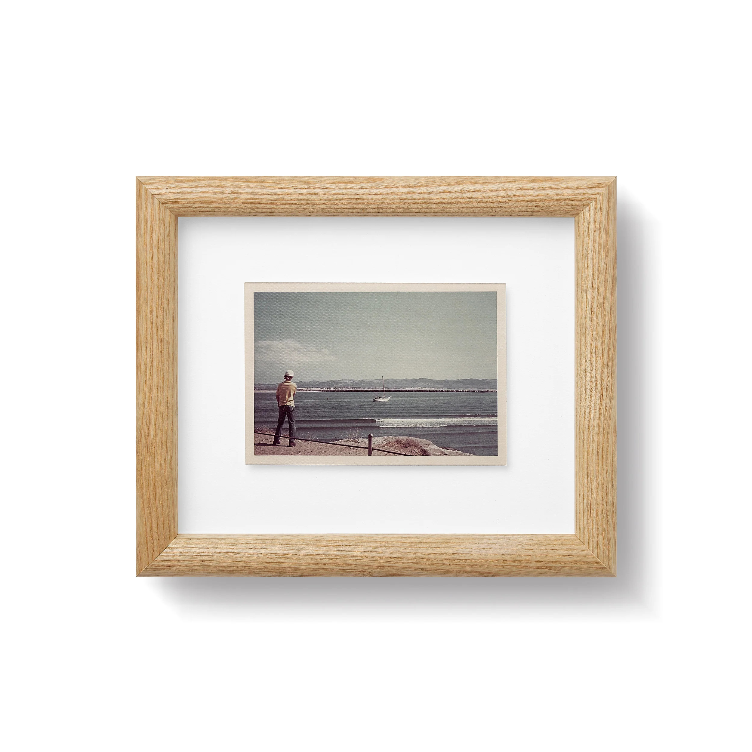 Ash Round | Framebridge