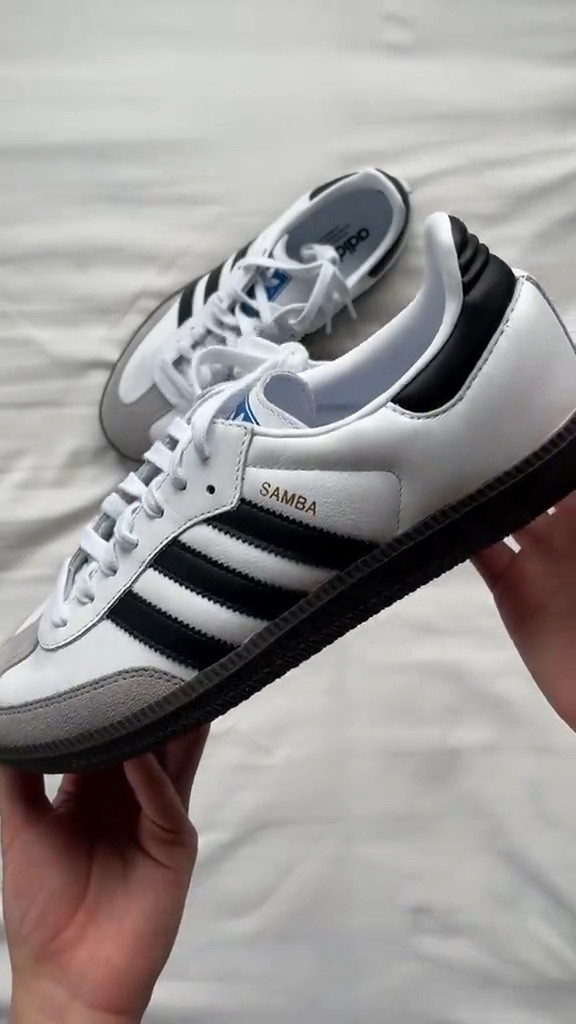 Link➡️ https://sale.dhgate.com/zMIFck84 • These are the sneakers I wear all the time 👟🤍
#LTKstyle #LTKsneakers #LTKfinds #LTKeveryday #LTKfashion

#LTKgrwm #LTKootd #LTKSaleAlert