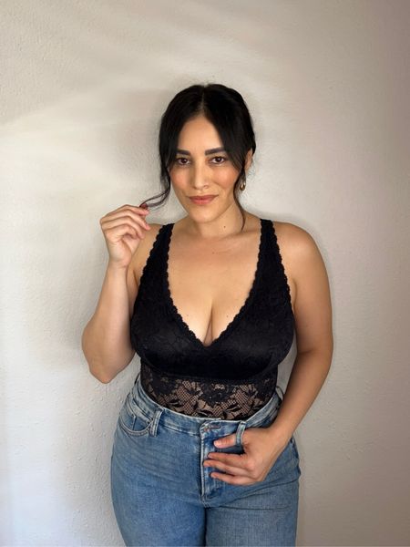 The bra/bodysuit of your dreams! This lace bodysuit from Cosabella can be worn as intimates or on its own. The support is DD approved. 

Bodysuit // M
Jeans // M

#LTKstyletip