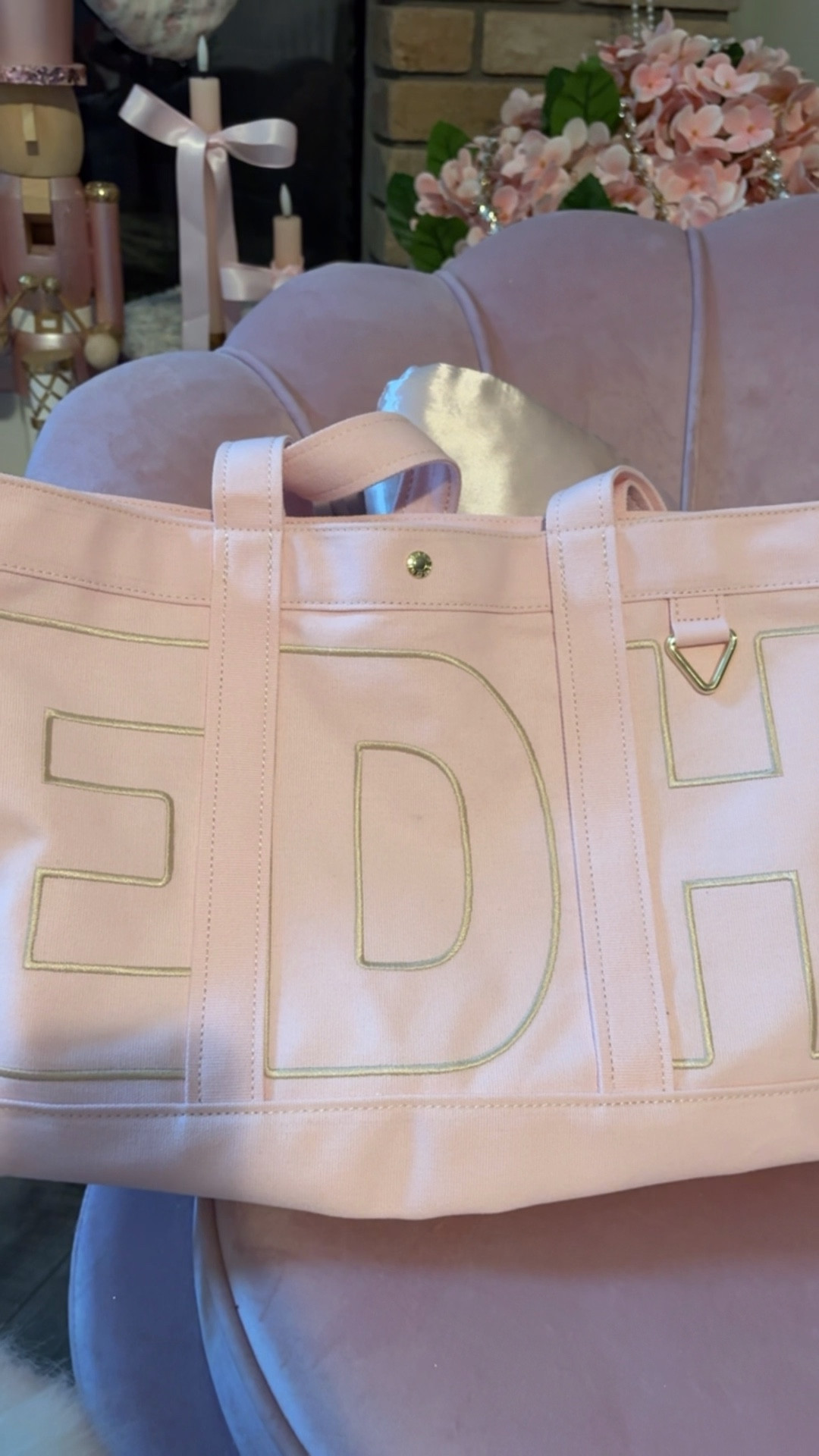 Baublebar custom tote 

#LTKGiftGuide #LTKHoliday #LTKCyberWeek