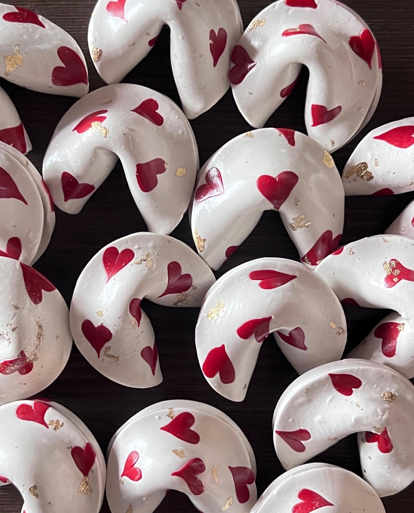 so cute for valentine’s day gifts for you coworkers, spouse or kids 

#LTKSaleAlert #LTKSeasonal #LTKValentine