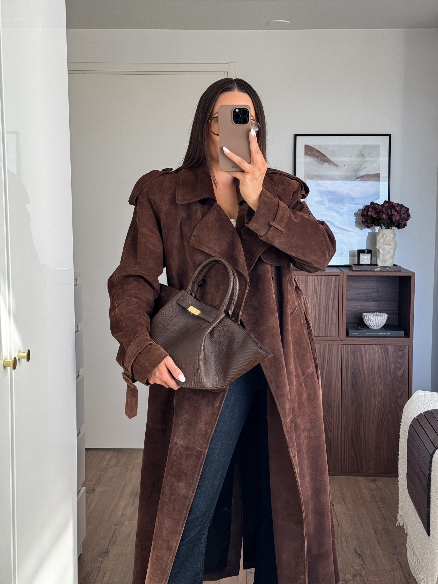 The perfect suede trench for spring 🤎 Wearing a size M for a more oversized look.

#LTKstyletip #LTKspring #LTKbag