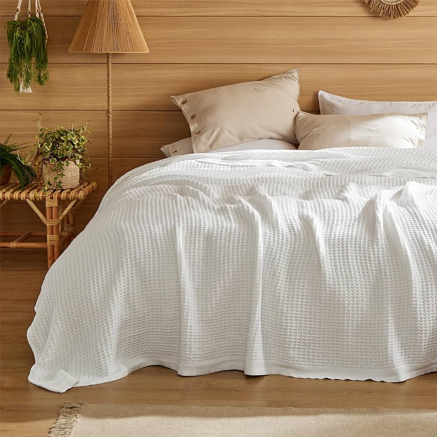 Bedsure 100% Cotton Blankets King Size for Bed - Waffle Weave Blankets for Summer, Lightweight an... | Amazon (US)