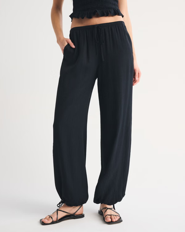 $64 | Abercrombie & Fitch (US)