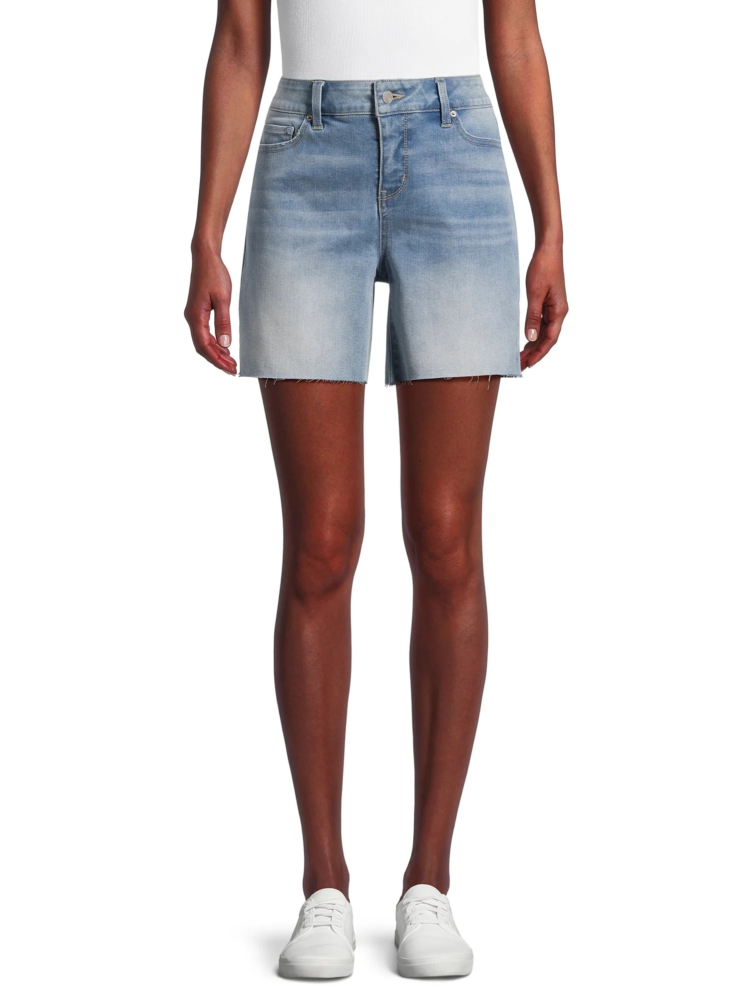 Time and Tru Women's Mid-Rise Raw Hem Denim Shorts, 6” Inseam, Sizes 2-20 | Walmart (US)