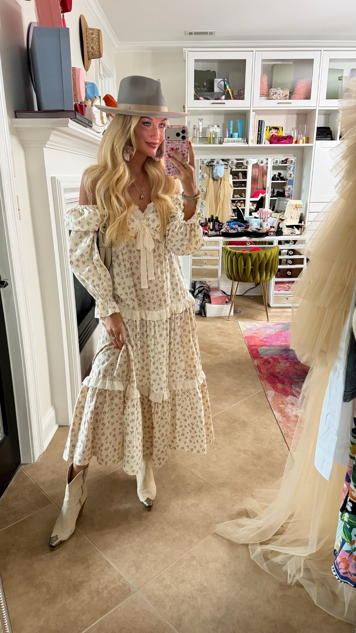 Floral maxi with felt hat and boots - styled look for mommas 💕

#LTKmomlife #LTKgrwm #LTKootd