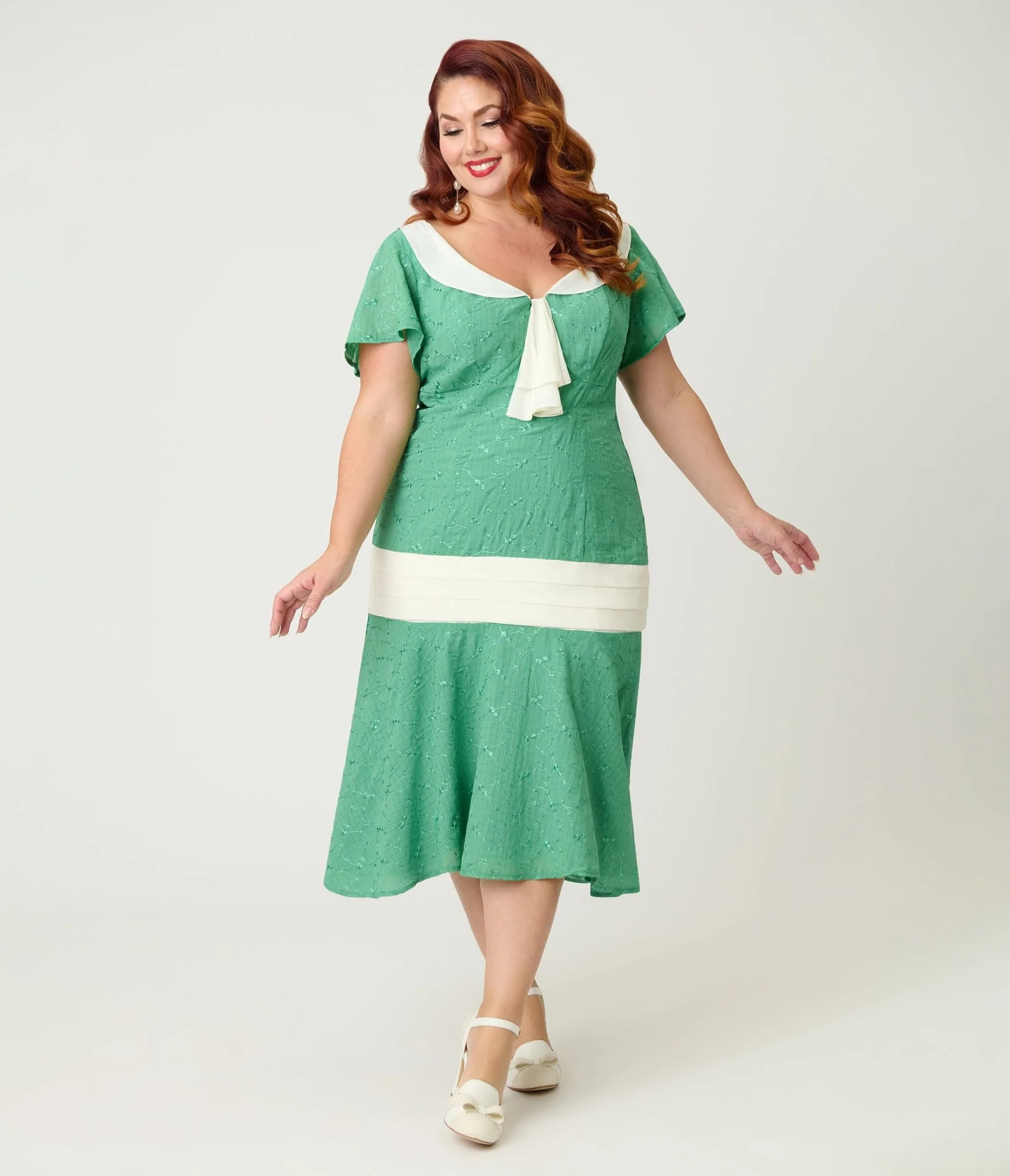 Unique Vintage Plus Size Light Green & Ivory Wilshire Flapper Dress | Unique Vintage - North America