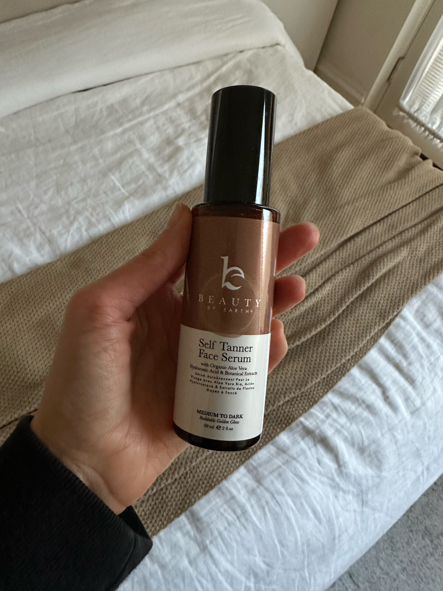 This self tanner is amazing - no pore clogging ingredients, doesn’t smell awful, and gives a natural looking tan 

#LTKBeauty #LTKFindsUnder50 #LTKGiftGuide