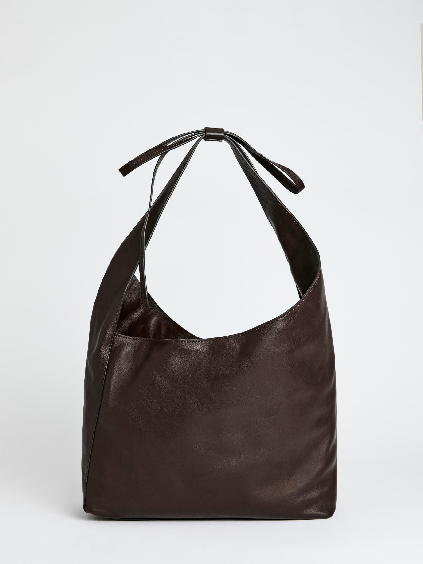 Medium Vittoria Tote Bag | Reformation (Global)