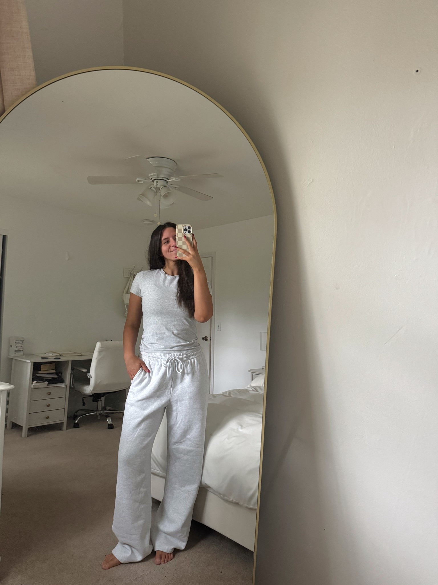 The coziest aritzia sweats ever. Wearing size L Tall 🤍 

#LTKFindsUnder100 #LTKSeasonal #LTKGiftGuide