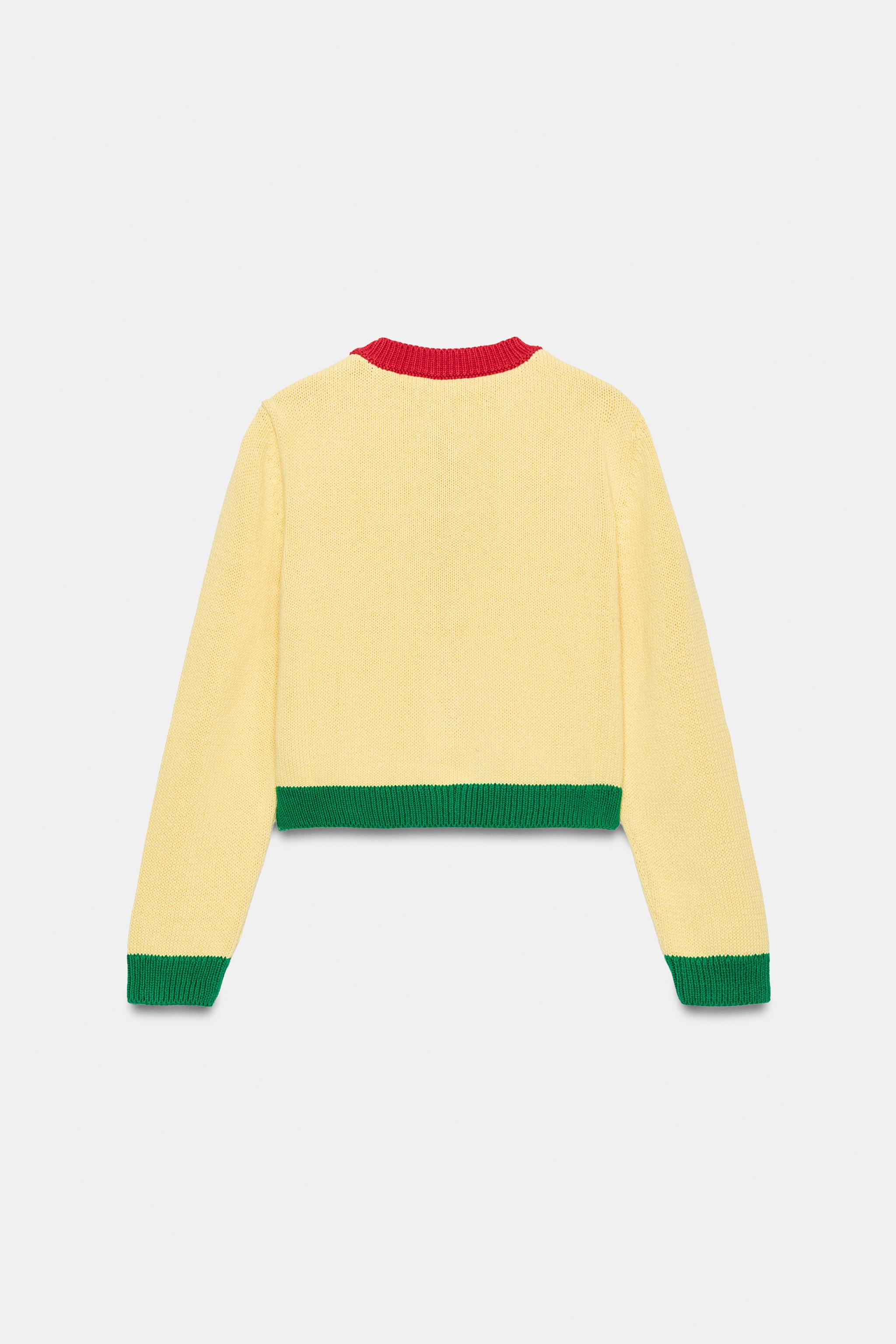 Round neck long sleeve jacket. Front patch pockets. Ribbed contrast trim. | Zara US