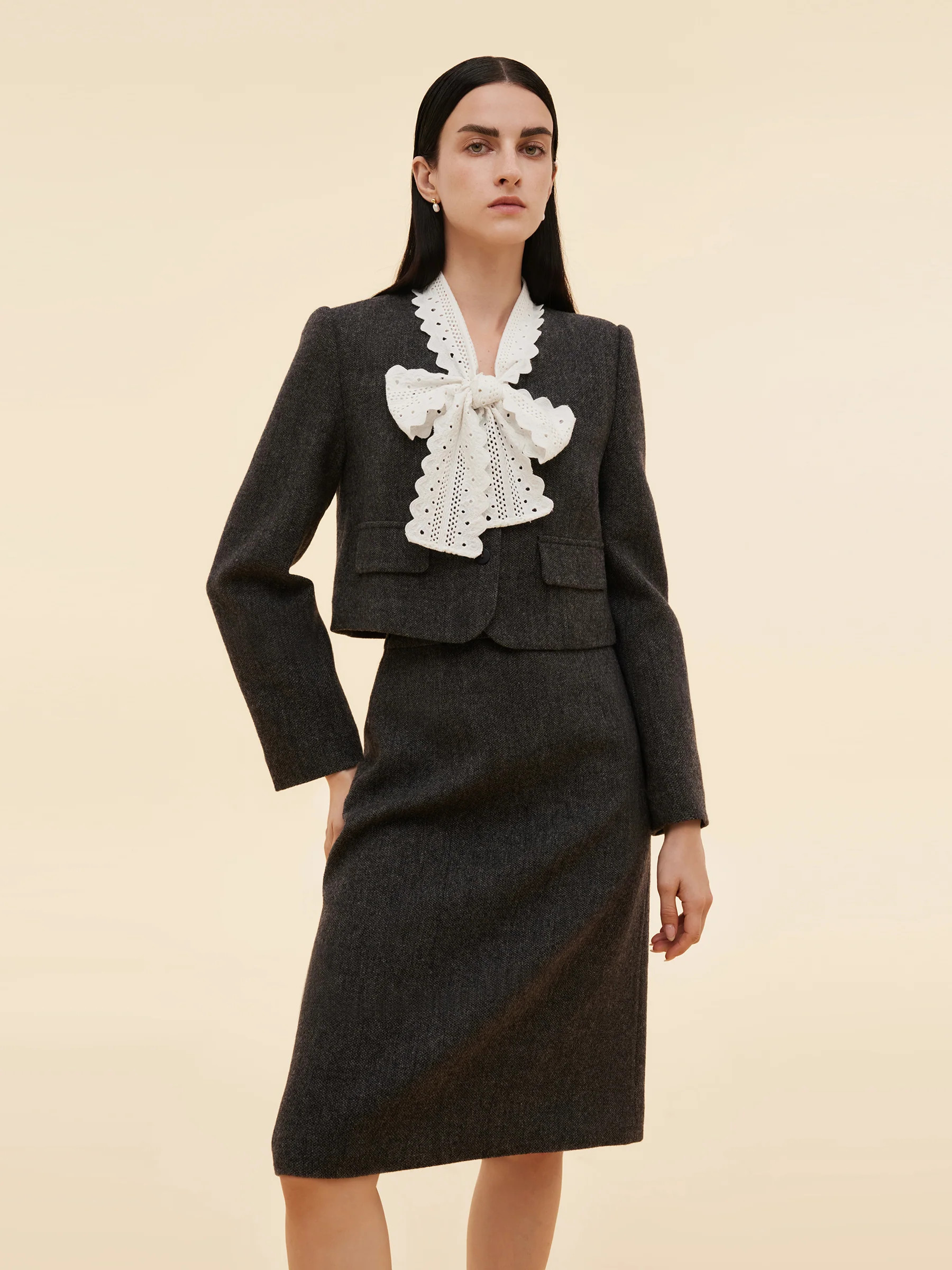 Ensemble deux pièces en laine 100 % lavable : veste courte et jupe | GOELIA