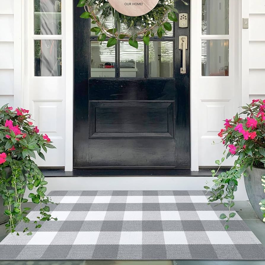 IOHOUZE 27.5x43 Buffalo Plaid Rug, Washable Outdoor Door Mat, Grey White | Amazon (US)