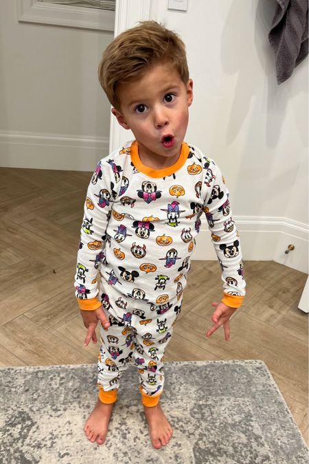 Kids Disney Halloween pajamas 🎃 Ollie loves these Halloween Mickey pajamas and they are under $10!

Kids Halloween pajamas; toddler Halloween pajamas; Disney Halloween pajamas; little boy Halloween pajamas; Disney Mickey pajamas; Walmart; Christine Andrew 

#LTKHoliday #LTKkids #LTKHalloween