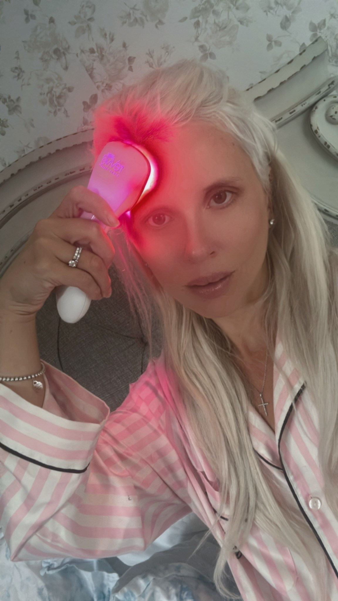 My new favorite light therapy, revive! This clinical anti-aging and anti-acne treatment features three settings read to target fine lines and wrinkles glue to target acne and purple to do a combination treatment. It has a three minute timer to help you understand when to move onto the next zone I love that it’s cordless and you can do it while you’re walking around the house or even driving I highly recommend this. 


#LTKU #LTKItBag #LTKBeauty