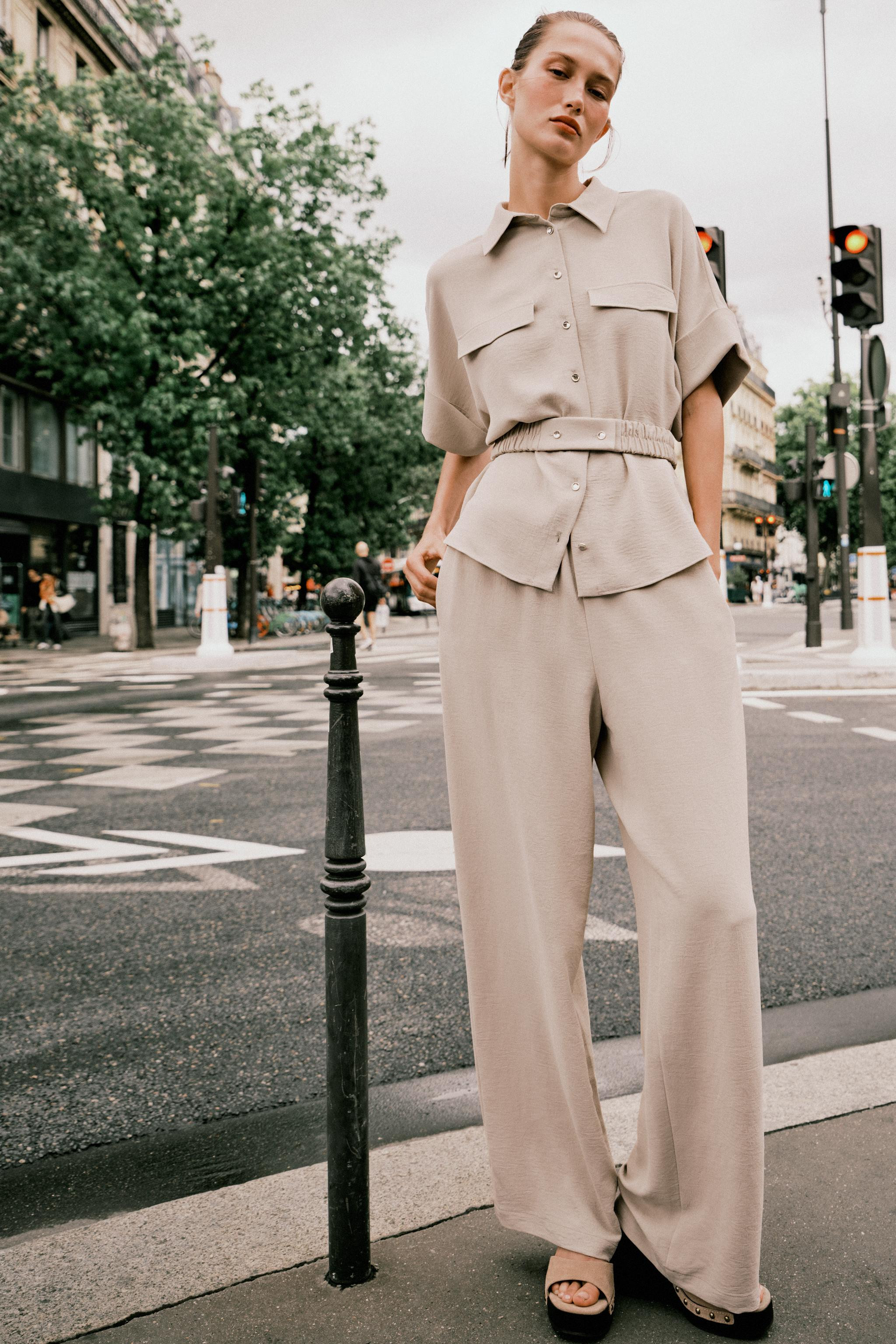 FLOWY WIDE LEG PANTS | Zara US