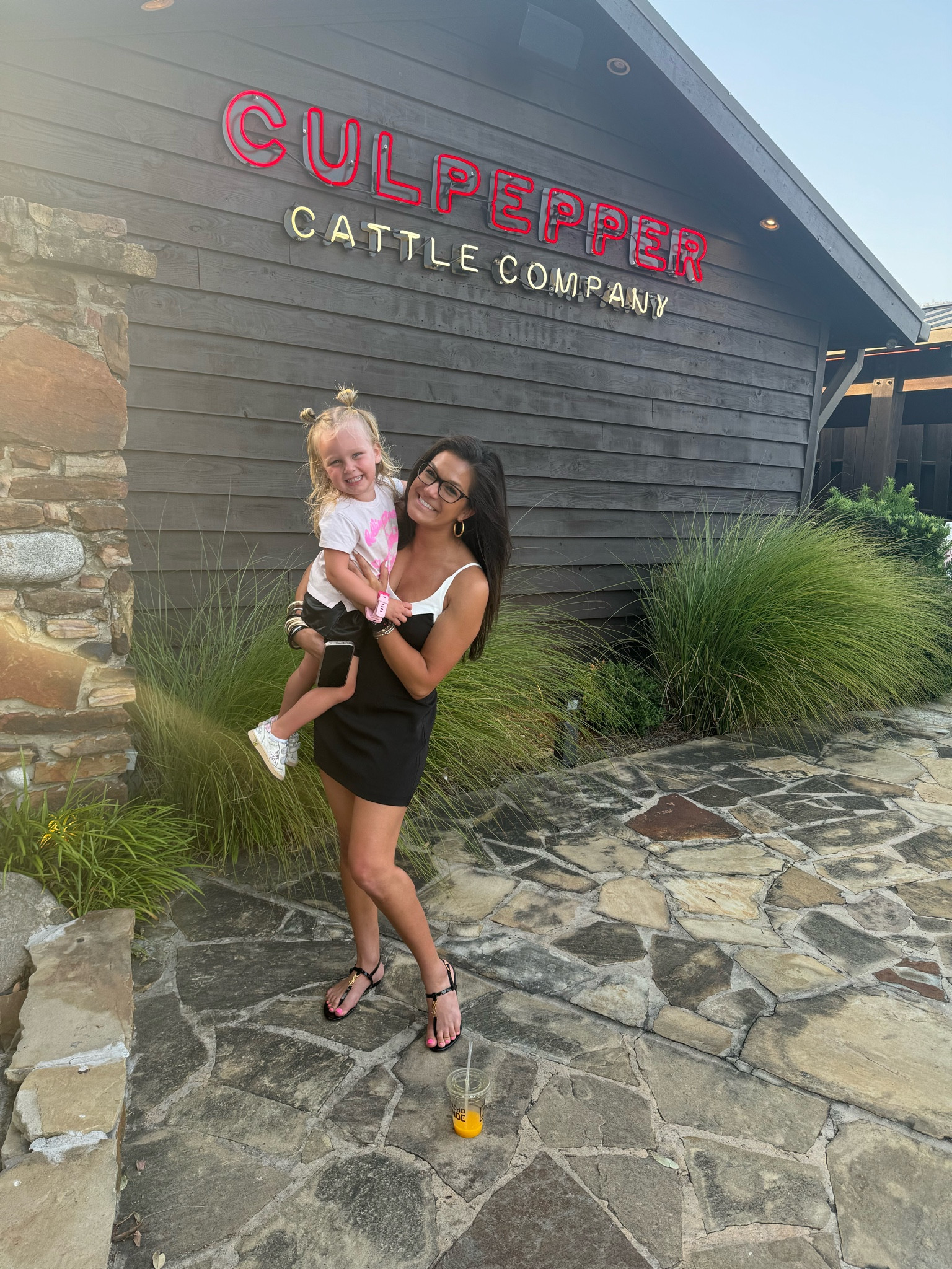 Missing summer weather! Had the best date night and ran into my adorable niece. 

#hellomolly #ysl #datenight #dateoutfit

#LTKShoeCrush #LTKPetite