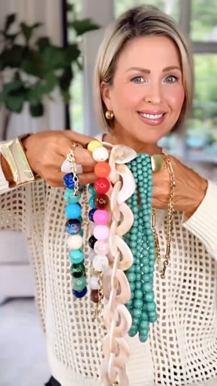 Can you believe these gorgeous jewelry pieces are all under $20?

#LTKgrwm #LTKootd #LTKOver40
