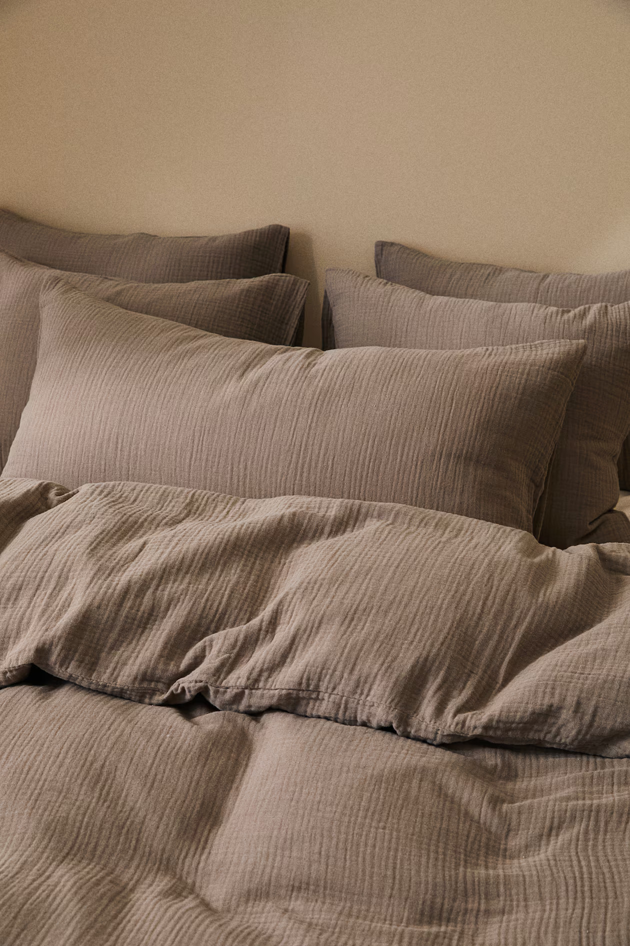 Cotton Muslin Pillowcase | H&M (US + CA)