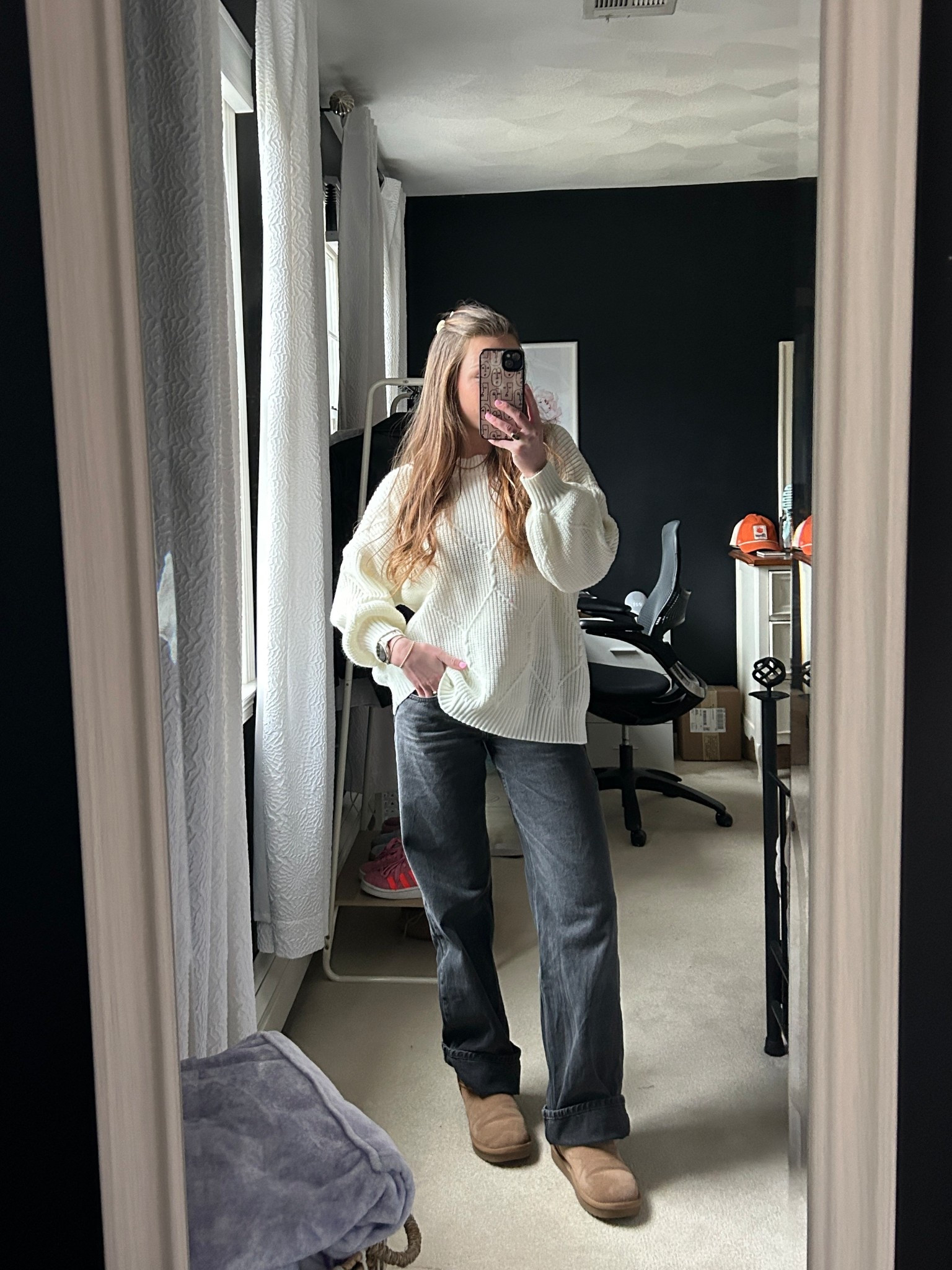 neutral outfit, minimalist outfit, simple outfit, sweater outfit, black jeans outfit, cream sweater, knit sweater, pullover sweater, Levi’s jeans, winter outfit, winter outfit inspo, winter ootd, winter outfit inspiration 

#LTKdayinmylife #LTKSeasonal #LTKFindsUnder100