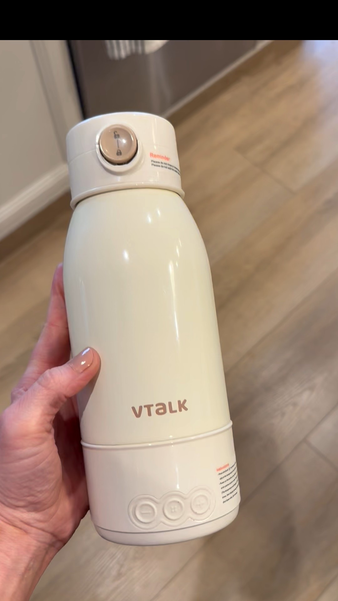 One of those why didn’t I buy this sooner mom finds 🤍
This stainless steel portable bottle warmer has been a game-changer for outings, road trips, and long days on the go. No plastic touching warm milk, no cords, no guessing — just warm bottles anywhere, anytime. And for half the cost as some name brands 

If you’re formula feeding, pumping, or combo feeding, this makes life so much easier while keeping things cleaner + safer for baby.

Tap to shop my favorite 👶🏻🍼

#BabyEssentials #CleanBaby #MomLifeFinds #LowToxLiving #LTKBaby

#LTKdayinmylife #LTKmomlife #LTKBaby