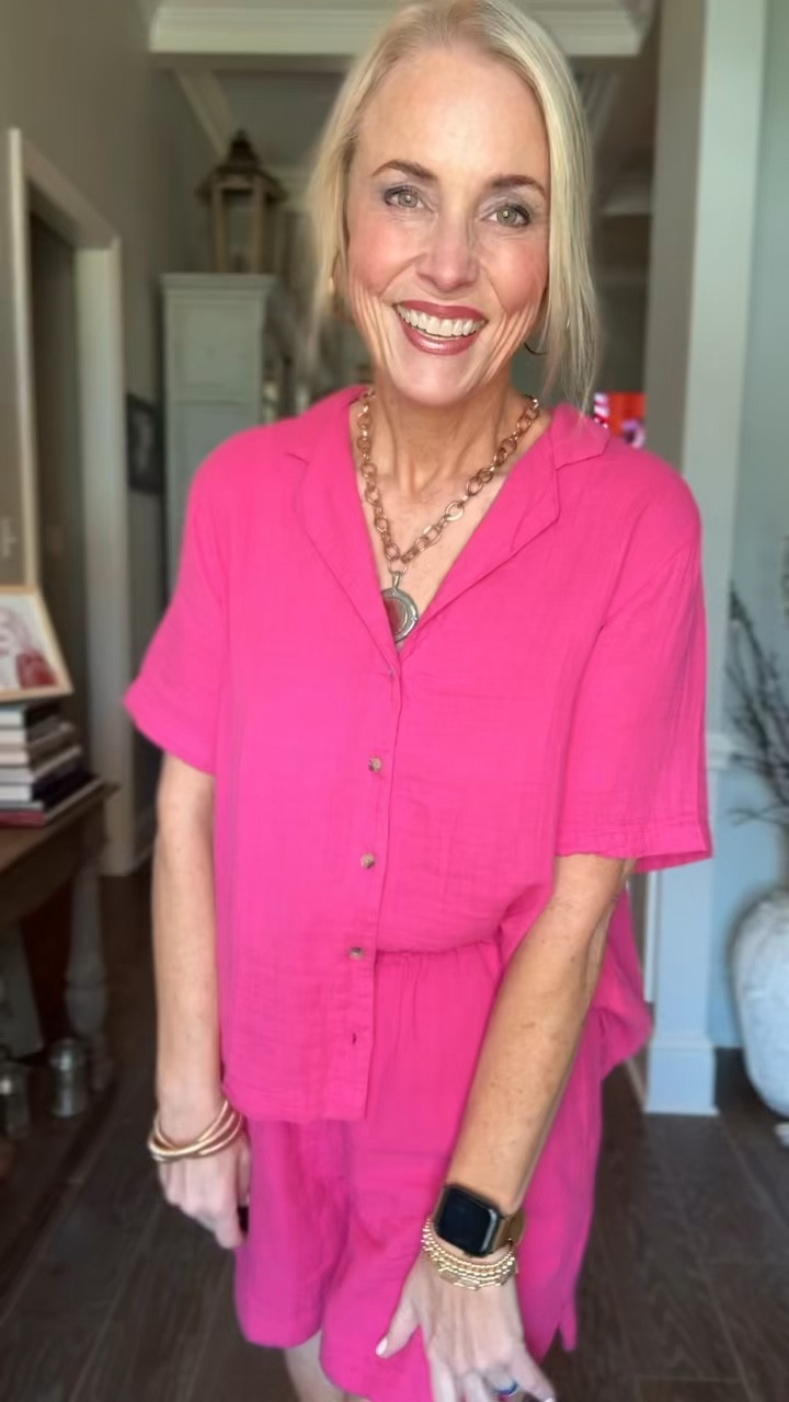 

It’s been a CRAZY 24 hours, but I’m getting ready to head out for the drive to St. Simons. My OOTD today is a very affordable and comfortable gauze two piece set from Old Navy. You can buy the top and bottom in different sizes, which is perfect for those who run different sizes generally in their tops and bottoms! Paired with my Adidas Sambas, it makes the perfect long car ride outfit. 

For accessories, I paired this look with a few of my bracelets from Walmart and Amazon, as well as my Apple Watch band and gold hoop earrings from Amazon. And of course no outfit of mine would be complete without Jennifer Ponson Designs. I’m wearing the 21” necklace from the Italian Coin Collection. 

Link and discount code for Jennifer Ponson Designs jewelry (to die for) can’t be linked in my LTK shop, so comment the word JEWELRY, and I’ll manually send you a separate link for that.  Use code LAUREN10 for 10% off and FREESHIP for free shipping in the US. She ships outside the US for a fee. 


#LTKStyleTip #LTKMidsize #LTKOver40