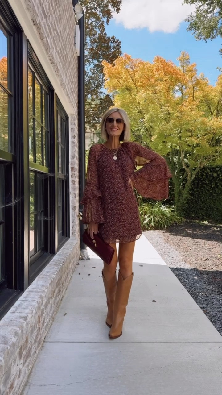 This dress! 😍 Wearing an XS!

Loverly Grey, fall dress, fall outfit, loft, maroon dress

#LTKSeasonal #LTKStyleTip