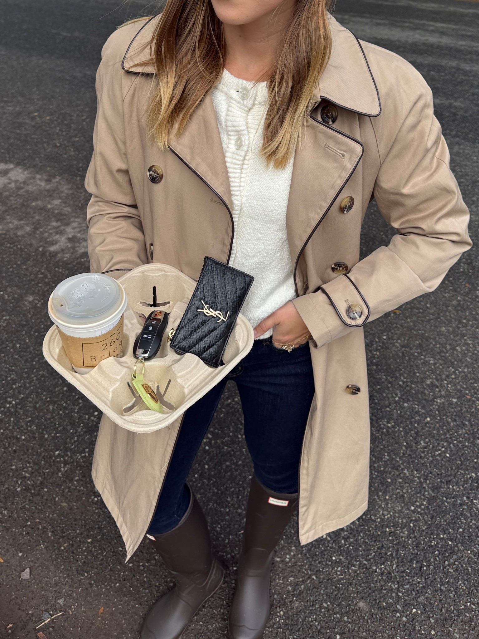 10/16/25 Cozy & casual rainy day uniform ☁️ Styling my brown Hunter boots with dark wash Frame skinny jeans, an Abercrombie cardigan, and a classic trench coat for the perfect fall layers. Finished off with my go-to Amazon oval glasses for that cozy, effortless vibe.



#LTKSeasonal #LTKStyleTip #LTKShoeCrush