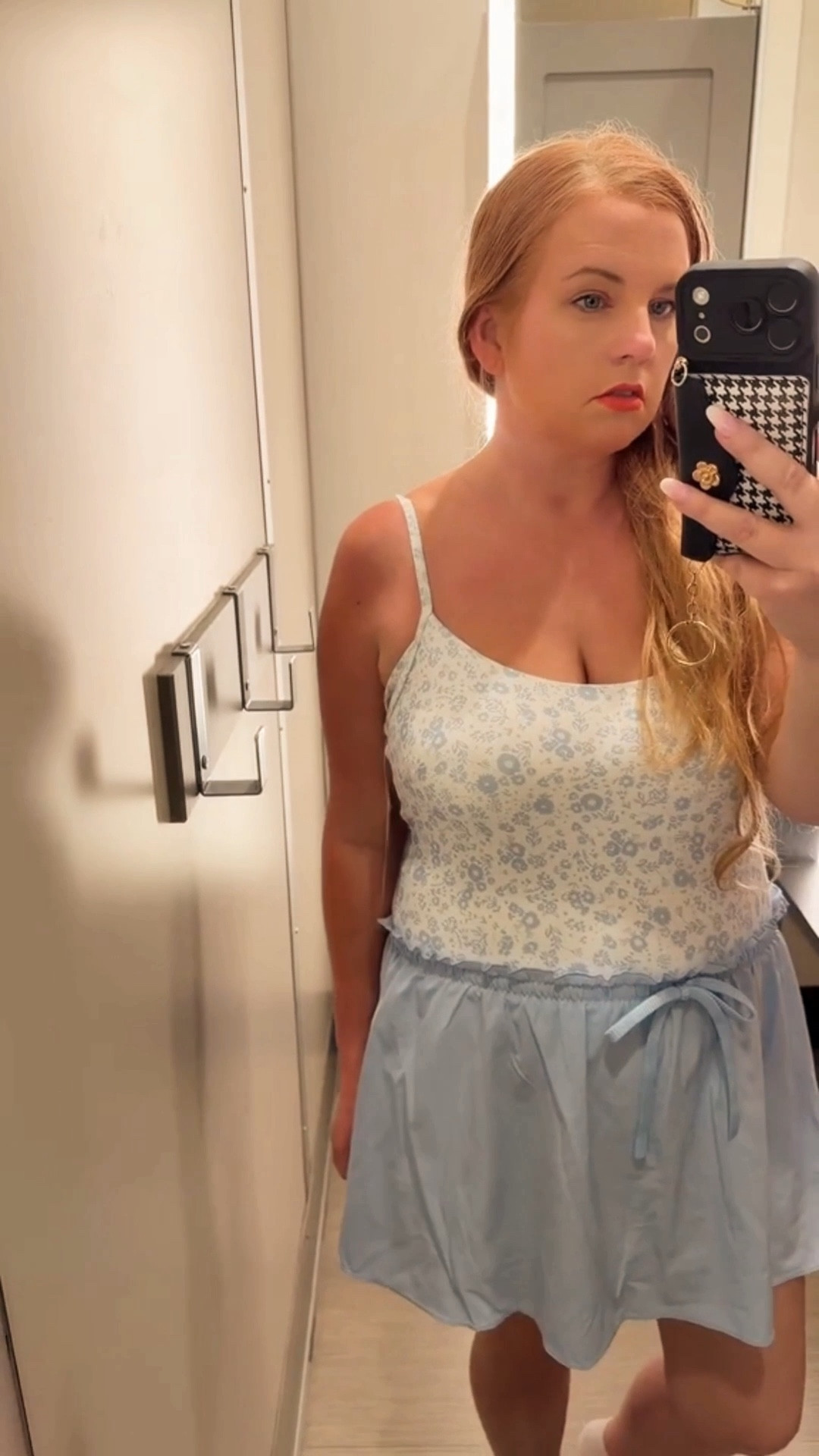 Comfy enough for all day 😍 $40
#LTKactivedress#LTKbuiltinshorts#LTKFloraldress$40