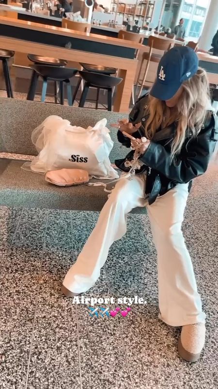 Our Airport outfits, the total travel style of us we linked fy girls.. comfy, edgy and girly 💕🫶🏻🫶🏻
.
Happy traveling xx and the white trousers are an everyday fave one!! Accessories and our white pillow travel bag you will find in our online shop www. bySiss.com 🎀🎀
Free people, white pants, travel look, airport look, twins, Siss 

#LTKstyletip #LTKtravel #LTKU