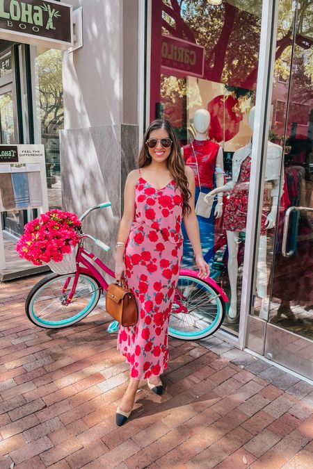 The perfect outfit does exist 🌹 Spring Outfit with comfort and style. Super cute floral cami and floral midi skirt. Wearing size XS in both. Cami does run a little bit big and it’s supposed to be like that more of a looser fit. 

Vacation Outfit | Resort Wear | European Vacation


#LTKtravel #LTKfindsunder100 #LTKSeasonal