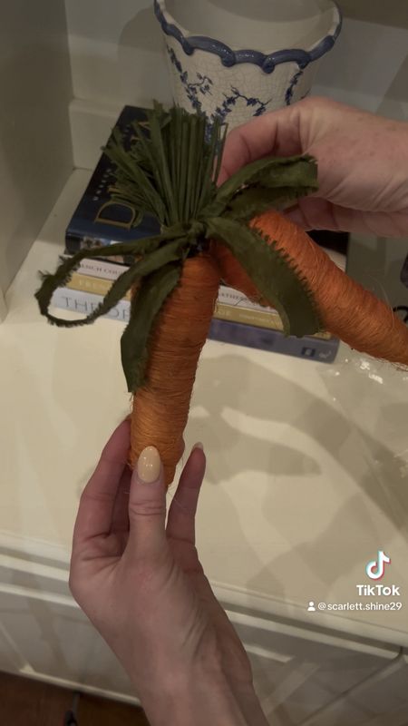 How to attach these carrots to ginger jars for Easter.🐣🐇🥕

Easter - Easter home decor - Easter decor - Easter finds - grandmillennial decor - traditional decor - season home decor - chinoiserie chic - TikTok - reel - home decor video - Easter decor video - Amazon - Amazon finds - Amazon decor - 

#LTKhome #LTKSeasonal #LTKVideo
