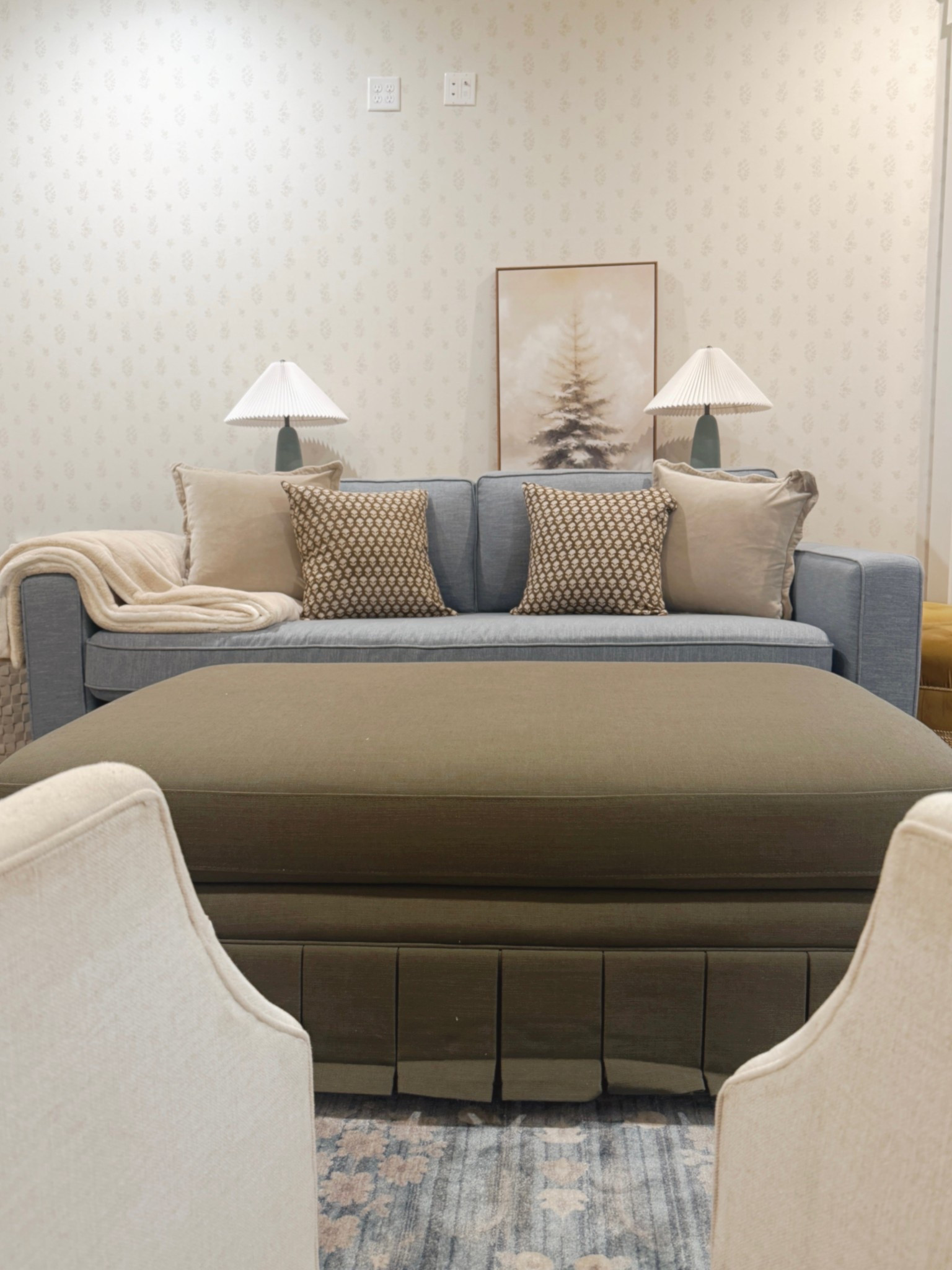 Love how the sitting room is coming together 😍 

#LTKSeasonal #LTKmorningroutine #LTKHome