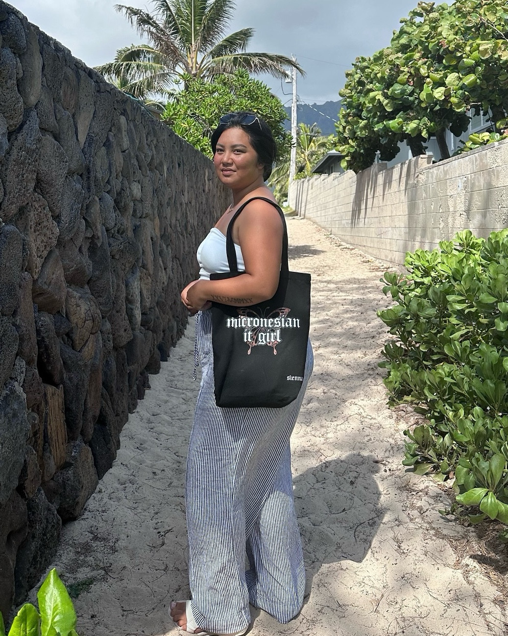 Top: I’m wearing a size L
Bottom: XL



#LTKSwim #LTKPlusSize #LTKMidsize