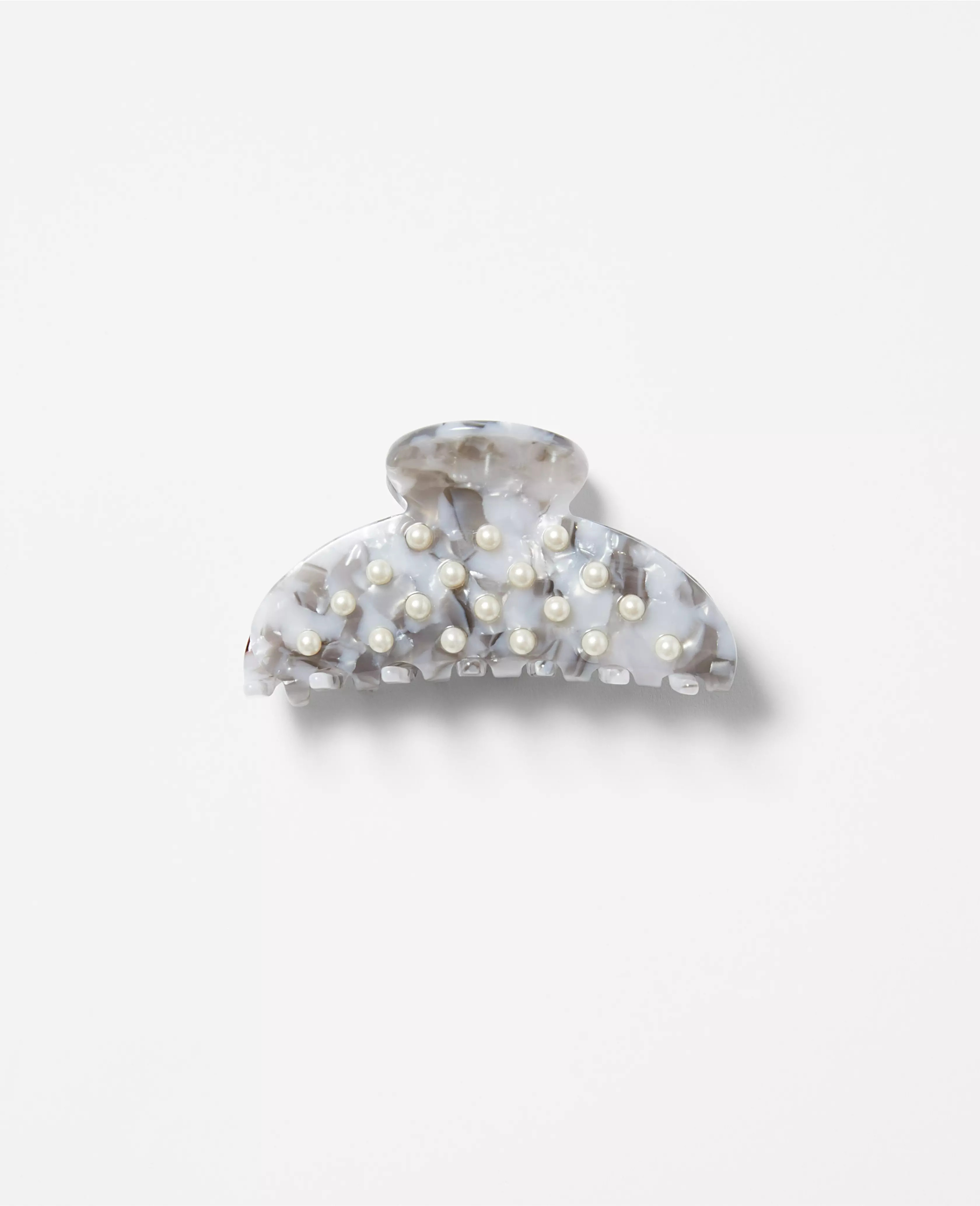 Pearlized Claw Hair Clip | Ann Taylor (US)