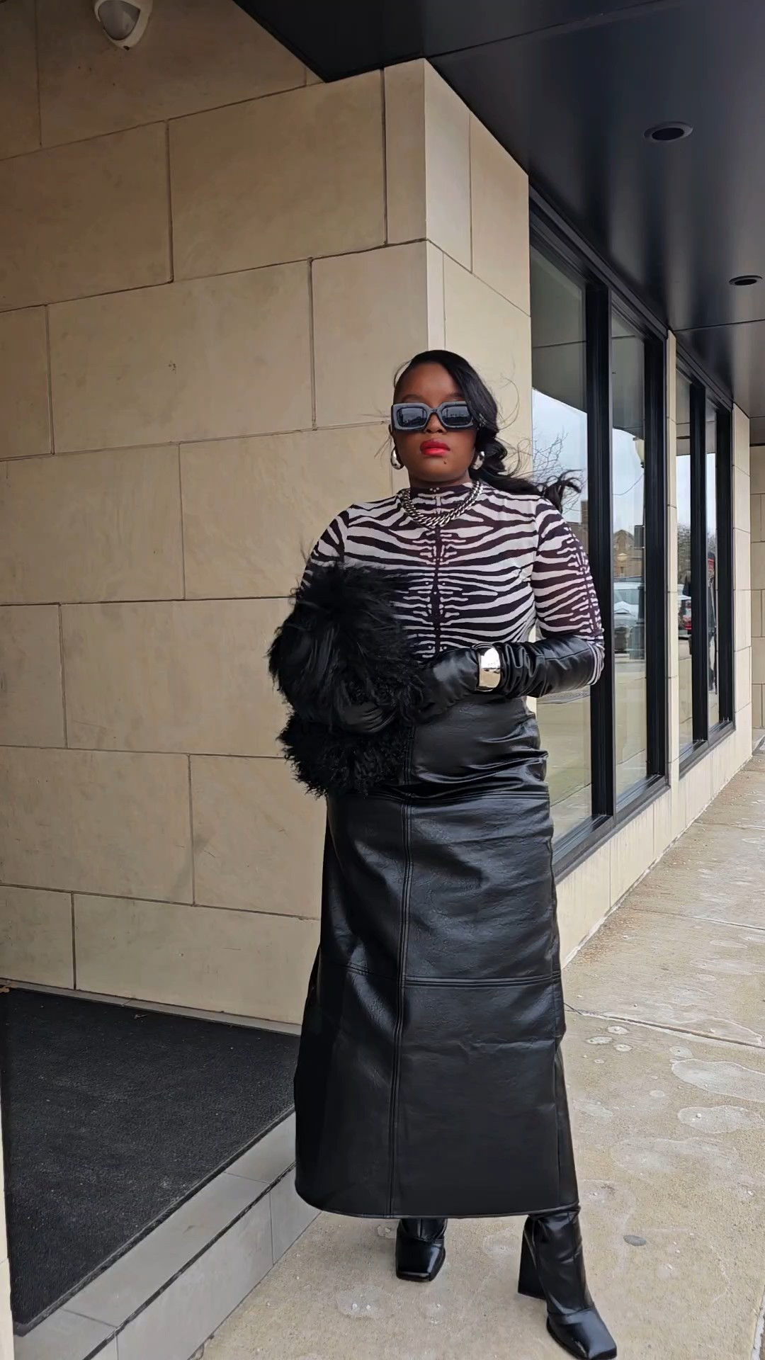 Getting the last of my winter looks out!!

#LTKSpringSale #LTKootd #LTKMidsize