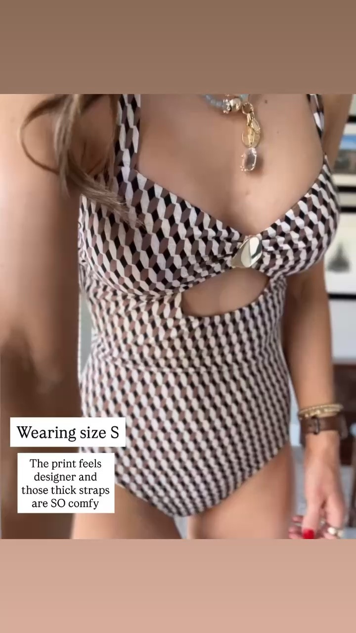 @Cupshe swimsuit under $50! 

#LTKSeasonal #LTKTravel