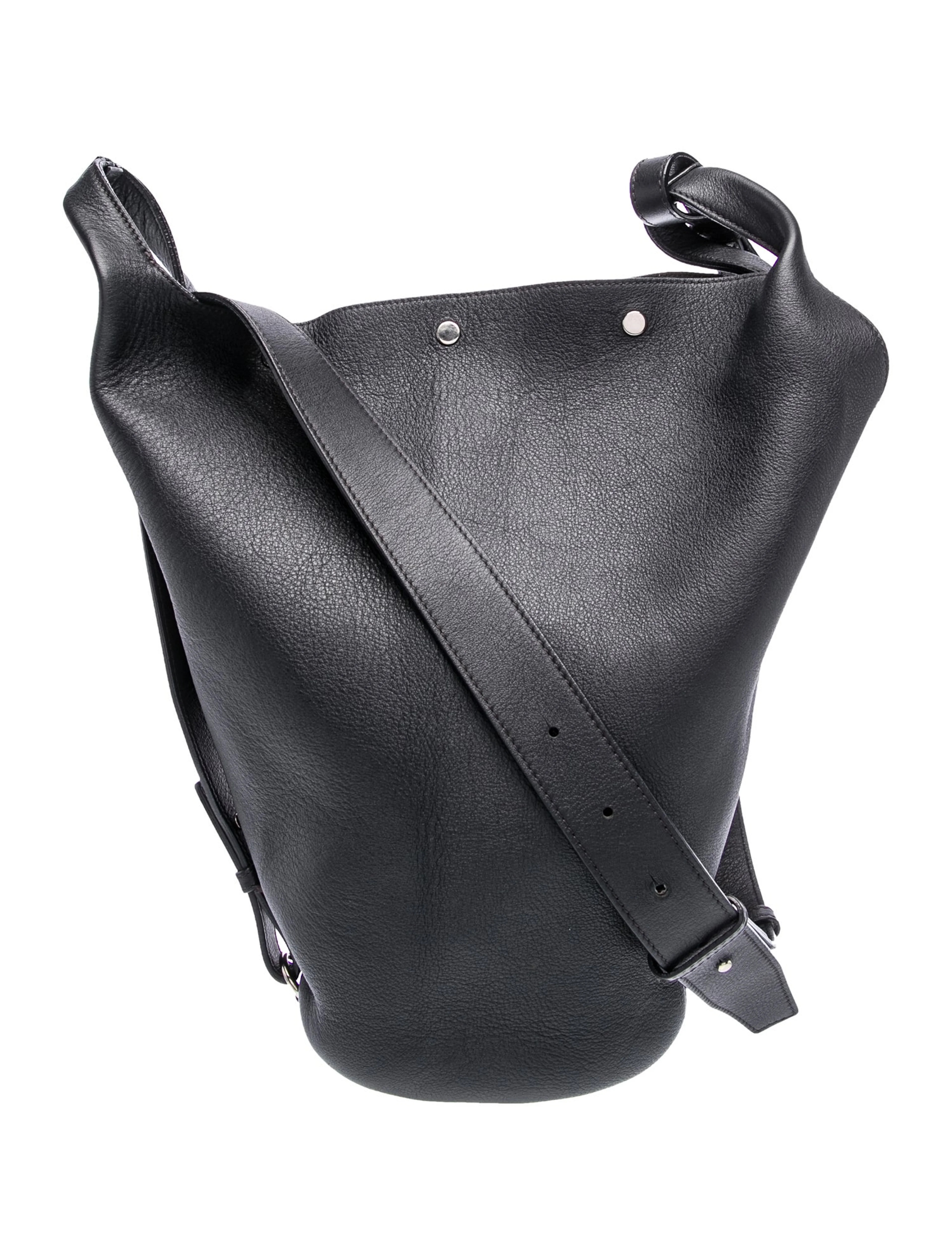 Leather Bucket Bag | The RealReal