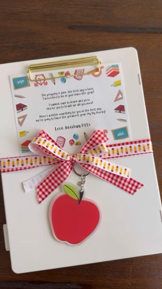 Back to School Teacher Gift 🍎 | #backtoschool #teachergift 

#LTKSaleAlert #LTKBacktoSchool #LTKFindsUnder50