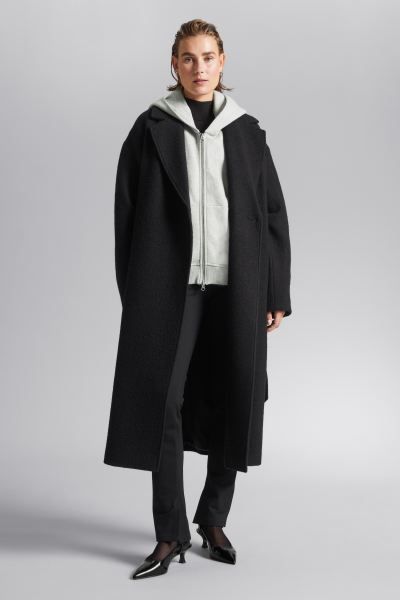Voluminous Belted Wool Coat - Black - Ladies | H&M GB | H&M (UK, MY, IN, SG, PH, TW, HK)