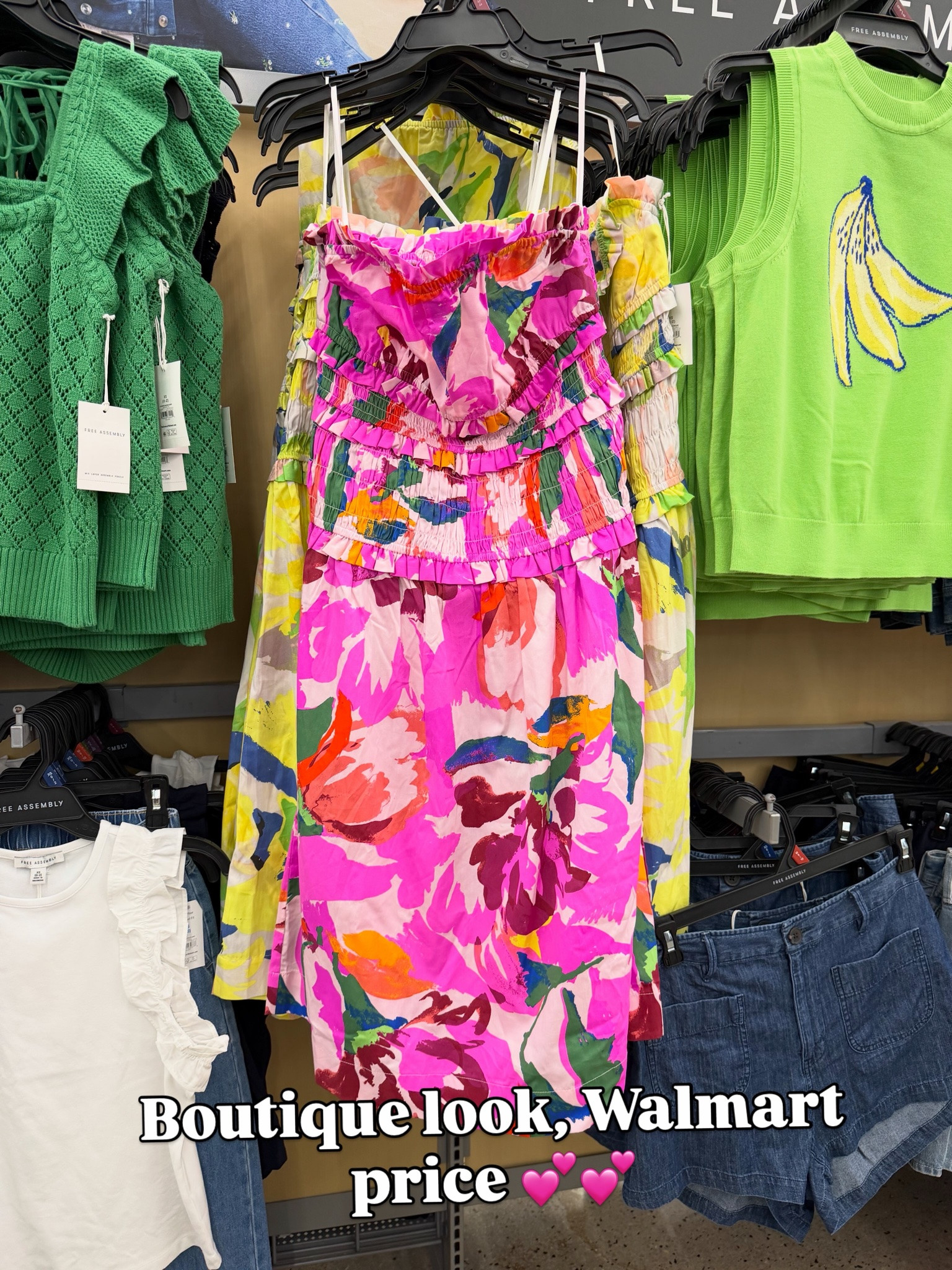 Walmart dress, beautiful abstract floral, comes in two colorways. #walmartfashion