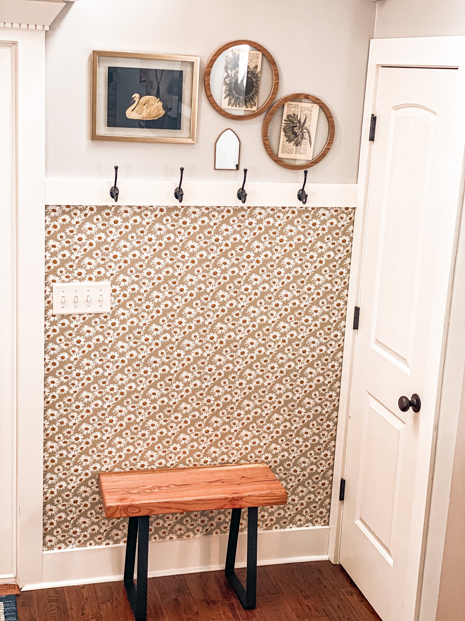 New entry! 
:
Similar items linked for Bench and wooden frames 

#LTKhome #LTKfamily #LTKFind